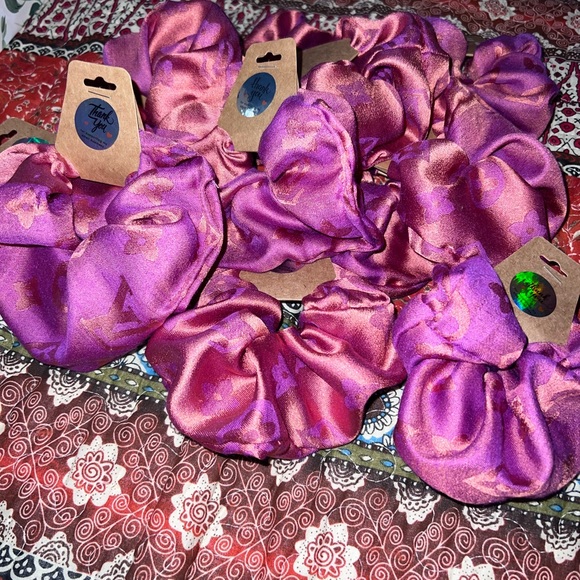 Handmade | Monogram Scrunchies - Picture 10 of 13